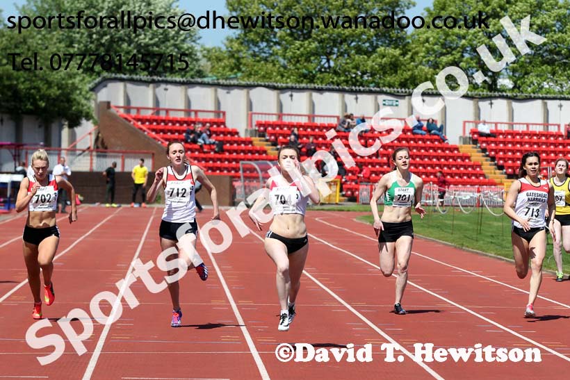 Womens under-20s, North East Track and Field Champs., Gateshead. Photo: David T. Hewitson/Sports for All Pics